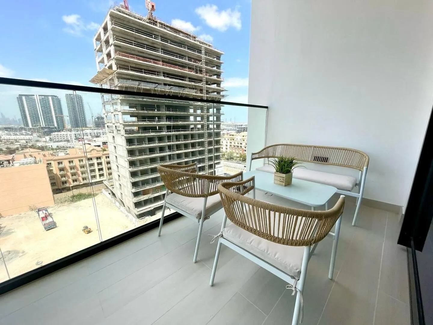Elegant 1Br Escape In Jvc! Apartment Dubai